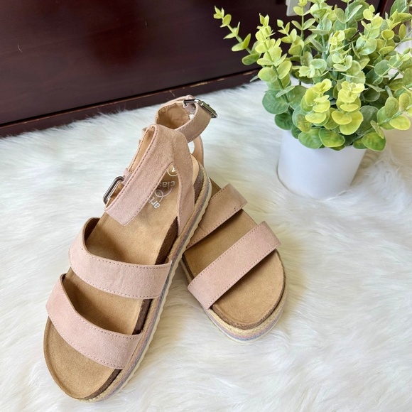 Art Class Agatha Ankle Buckle Footbed Platform Pink Espadrille Sandals Size 4Y - Picture 2 of 12